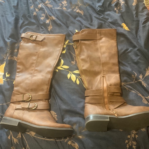 Madden Girl Boots - Picture 1 of 1
